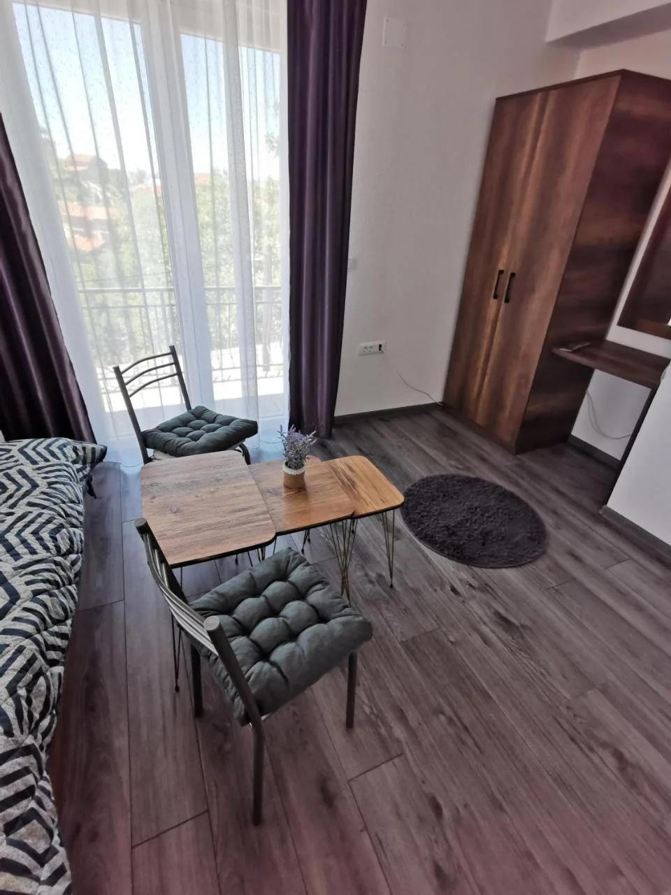 GOPO Guesthouse Elshani photo