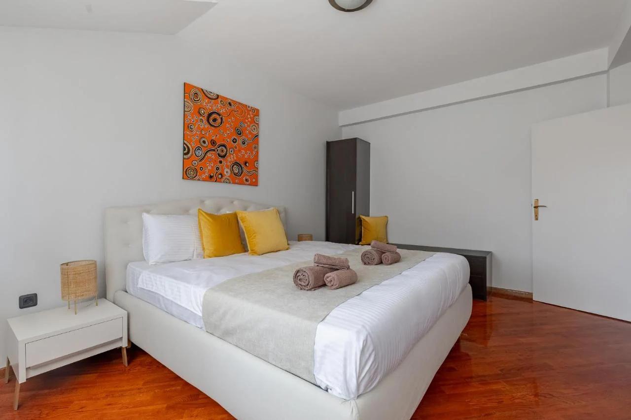 Monero Boutique Apartment V
