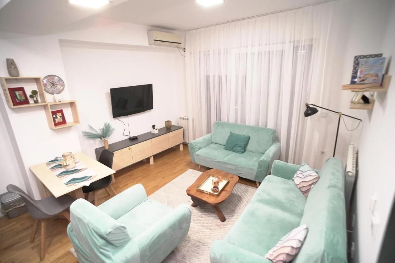 Zona Apartment