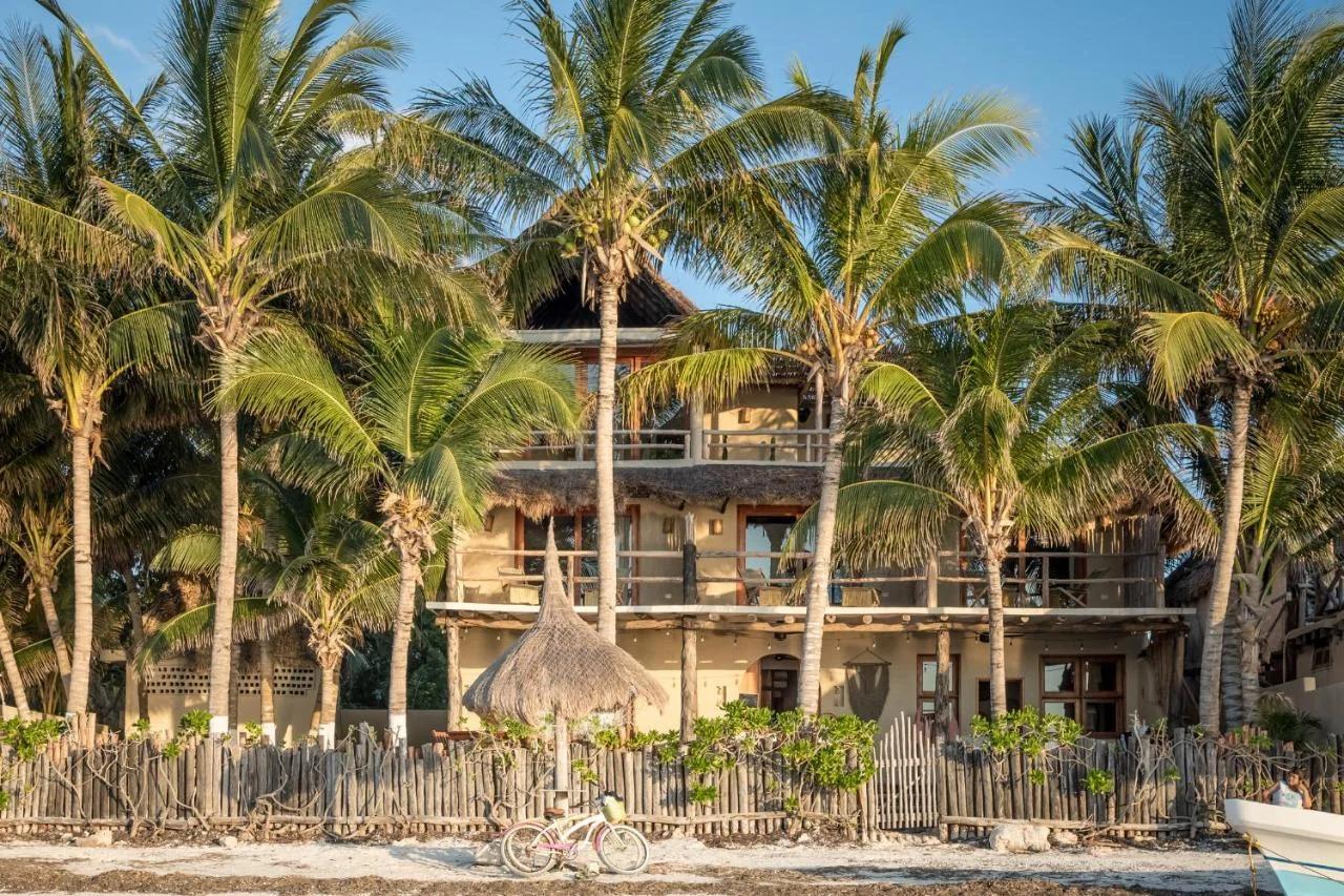 CASA CAT BA Beachfront Boutique Hotel photo