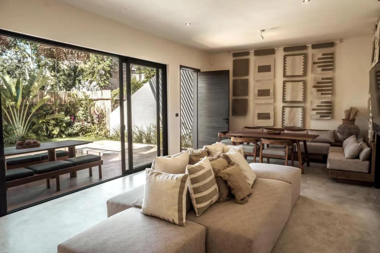 Enchanting 4BR VillaΔ Pool& RooftopΔPrime location foto