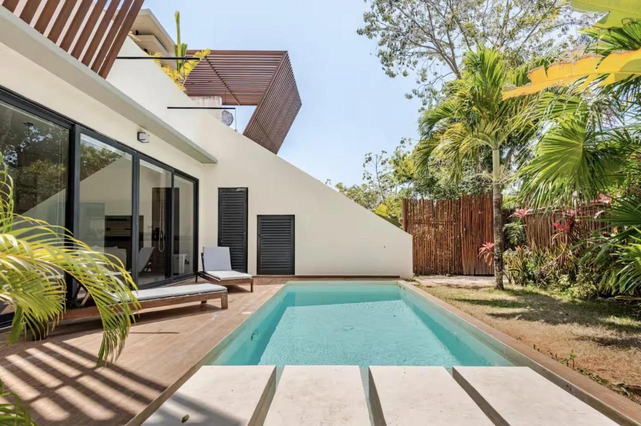 Enchanting 4BR VillaΔ Pool& RooftopΔPrime location foto