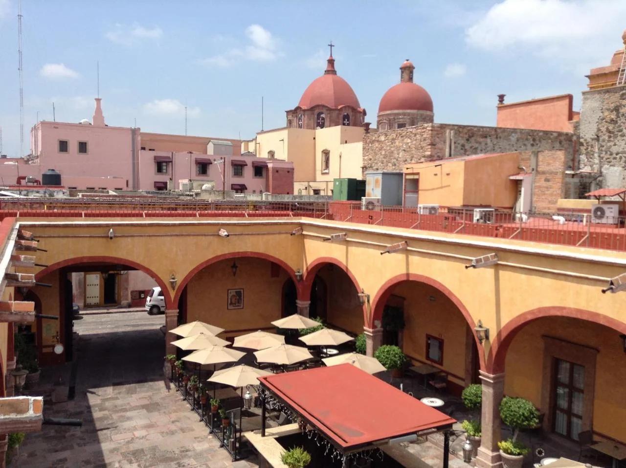 Hotel Quinta Santiago photo