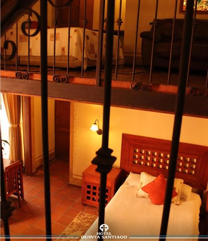 Hotel Quinta Santiago photo