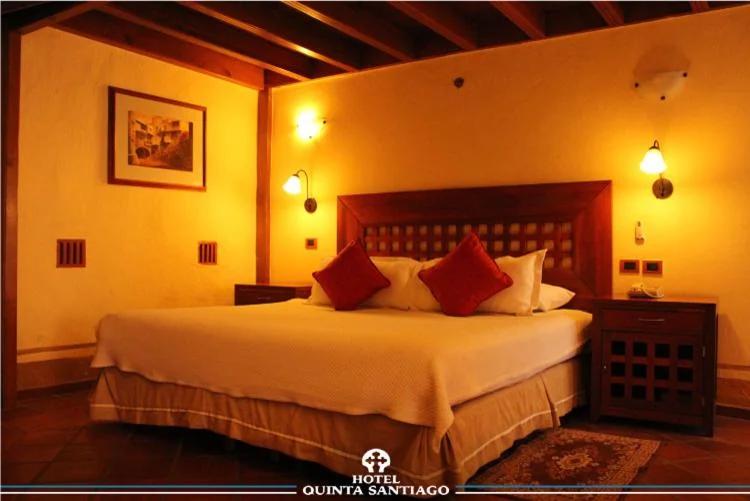 Hotel Quinta Santiago photo