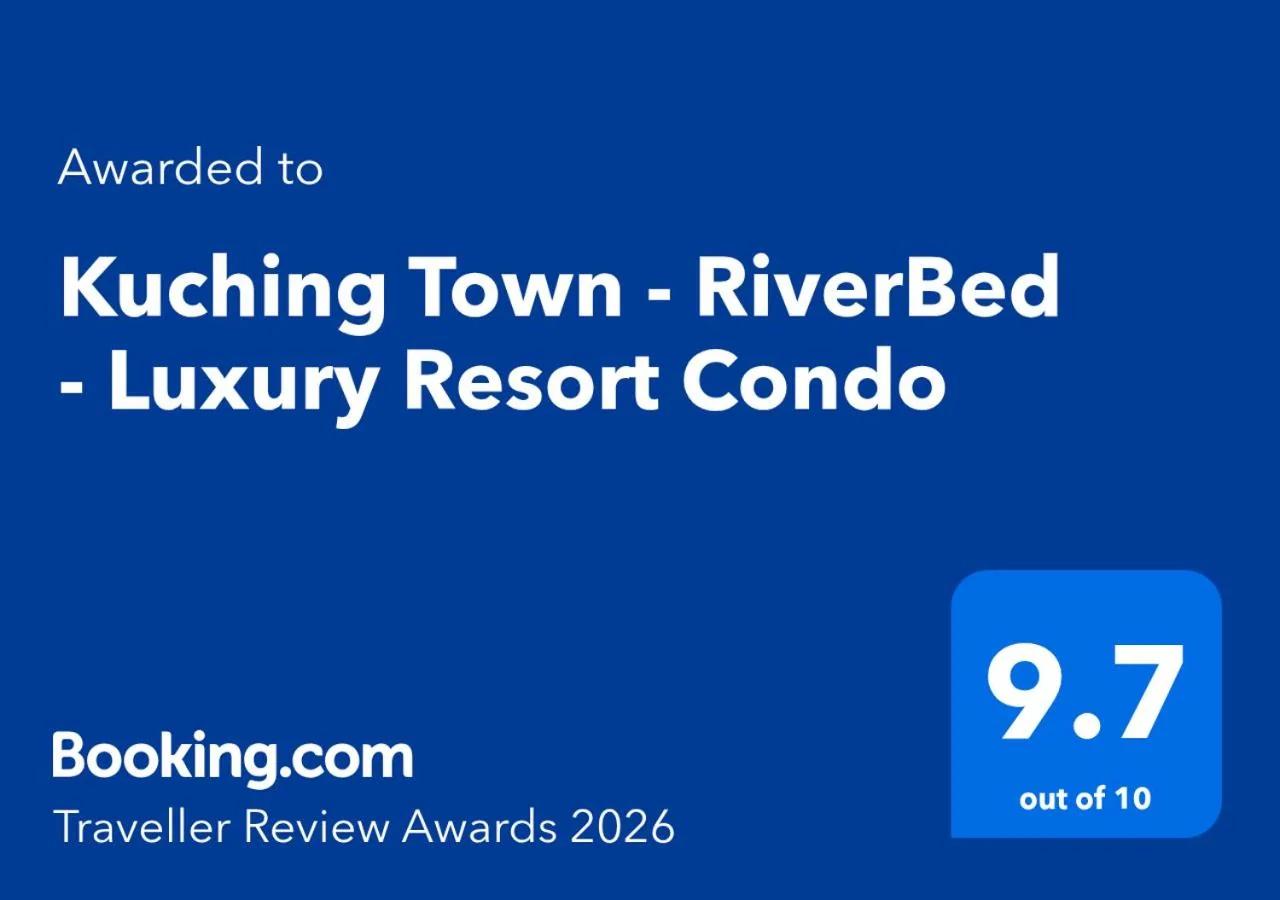 Kuching Town - RiverBed - Riverine Diamond Condo foto