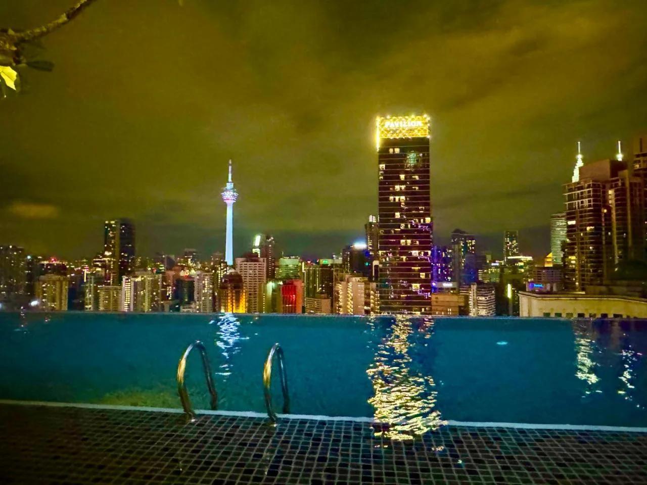 Luxury Residence AT AXON KL Pavilion photo