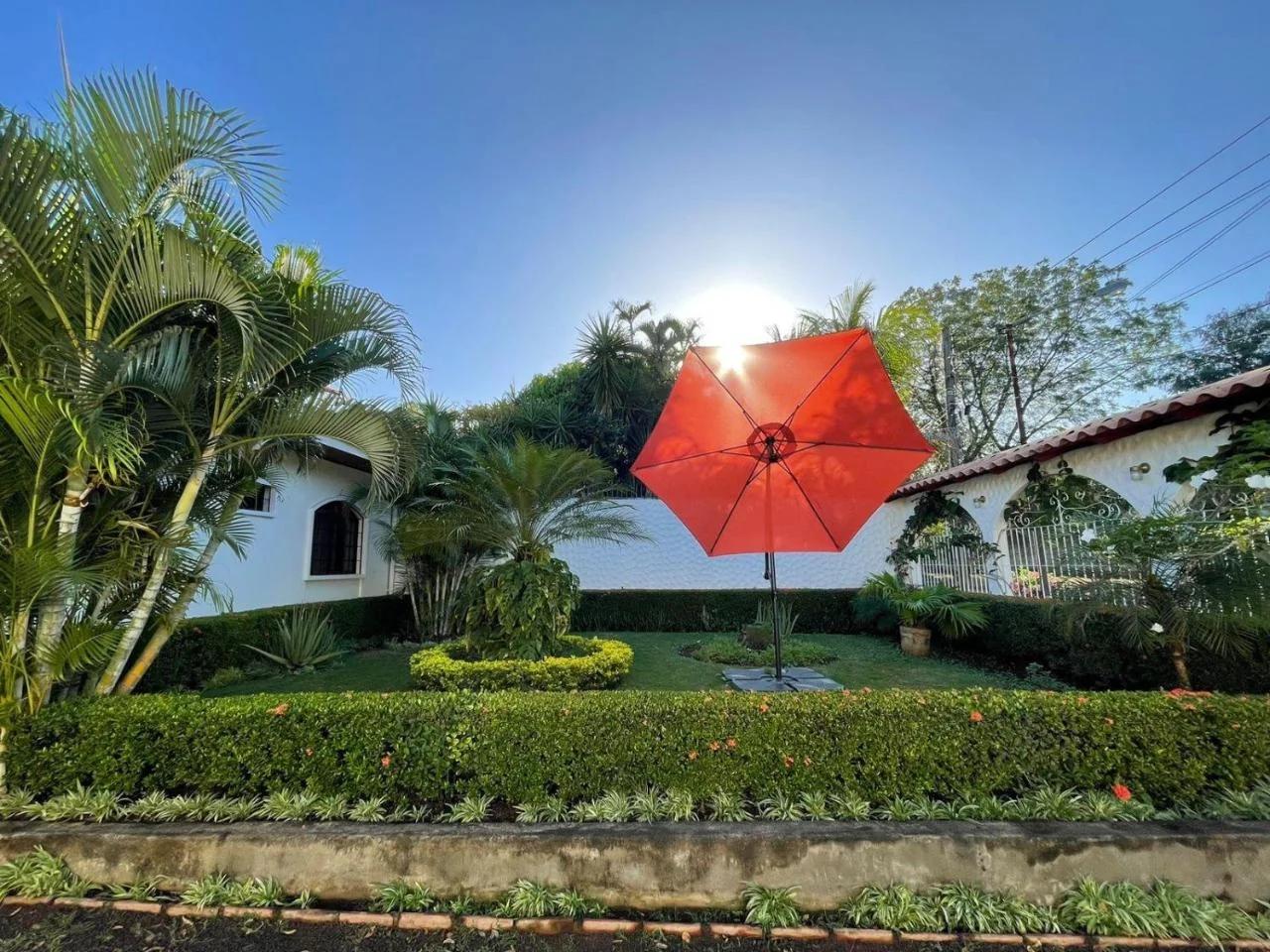 Hotel Vizcaíno León foto