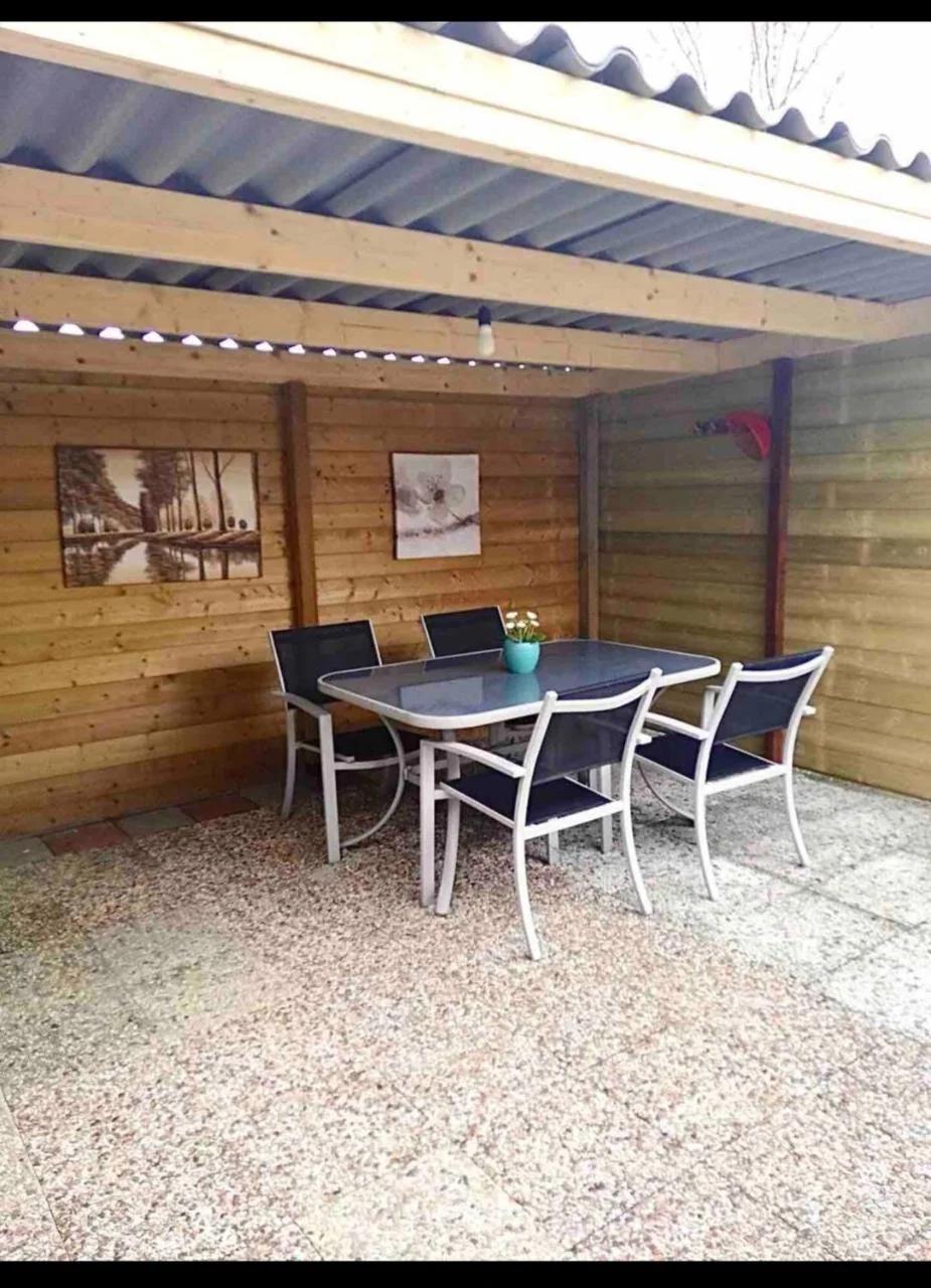 Cozy chalet in Opmeer near Amsterdam and Beach photo