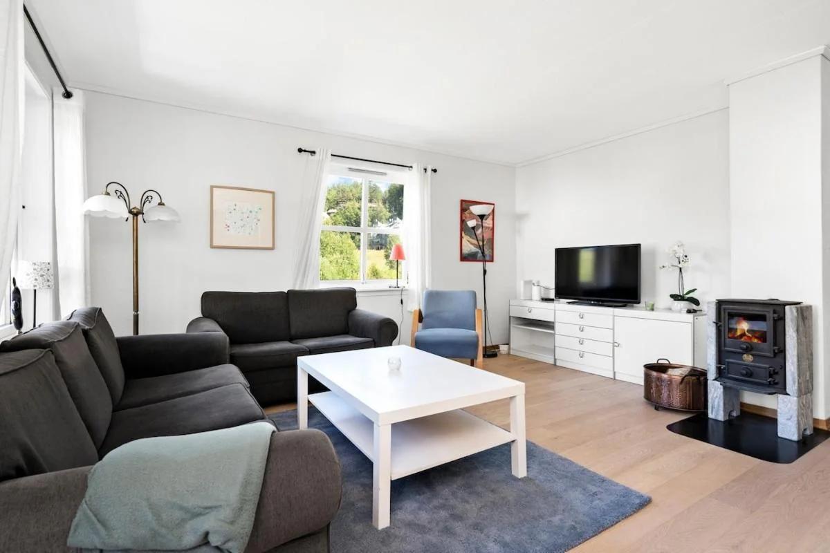 Family-friendly, spacious apartment, parking