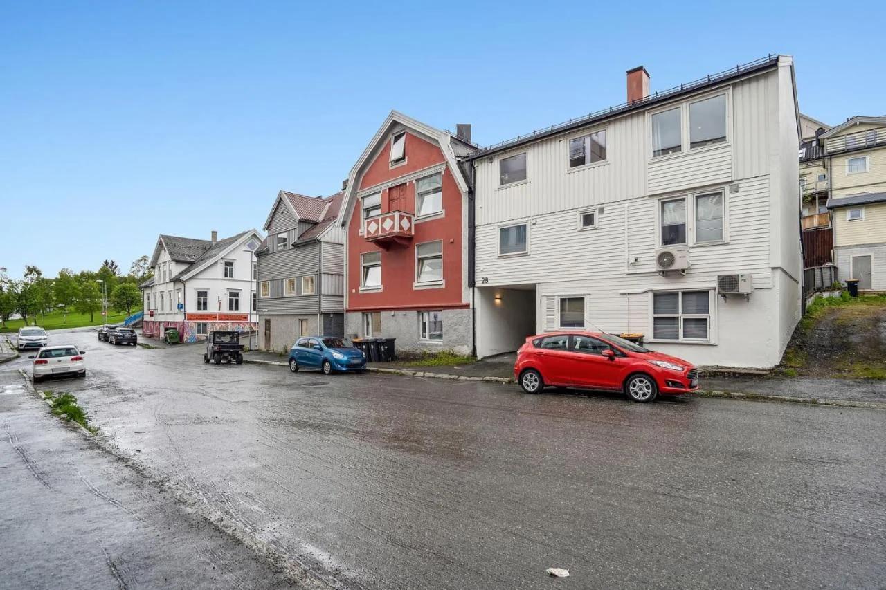 Tromsø City Center - two bedroom modern apartment photo