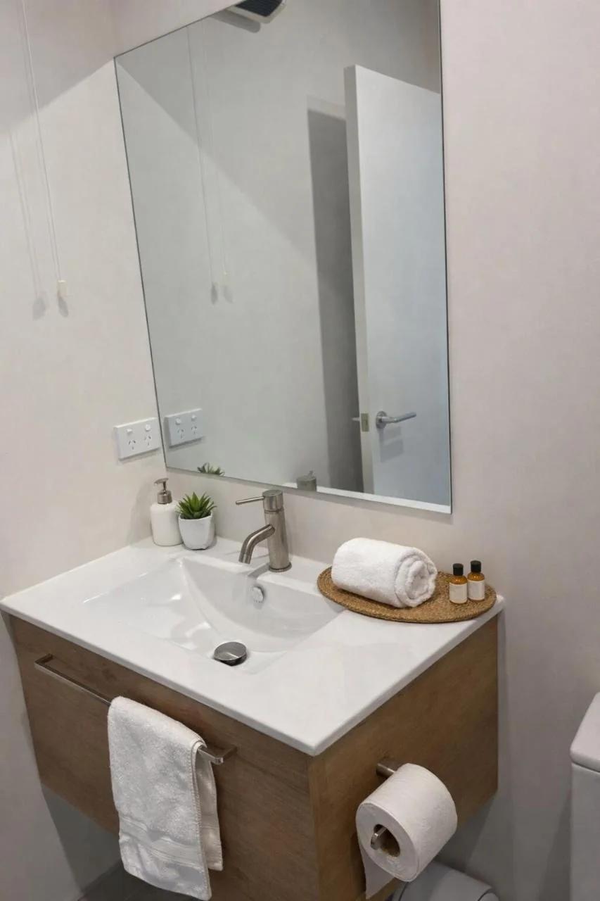 Budget Friendly Studio in Queenstown Sleeps 3 photo