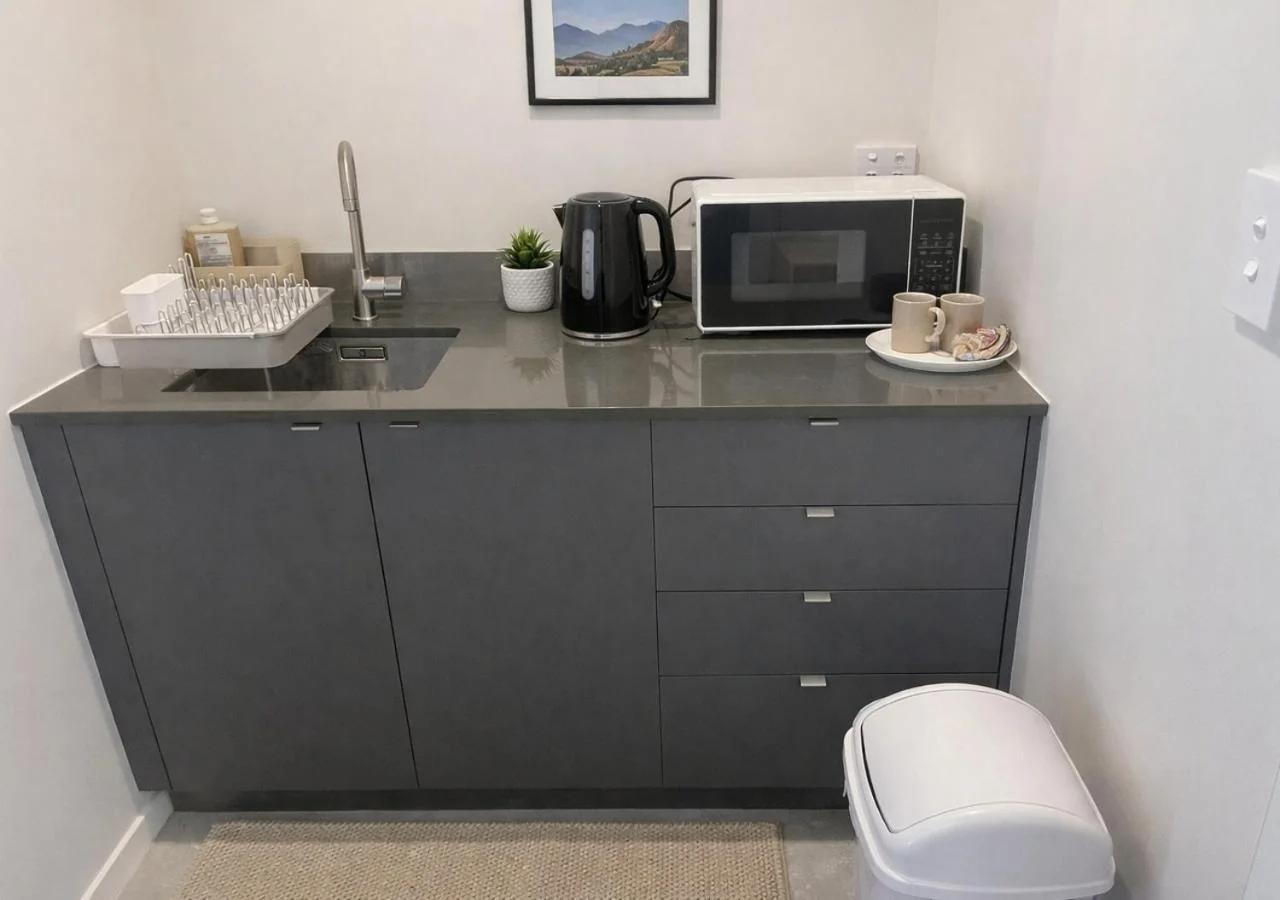 Budget Friendly Studio in Queenstown Sleeps 3 photo