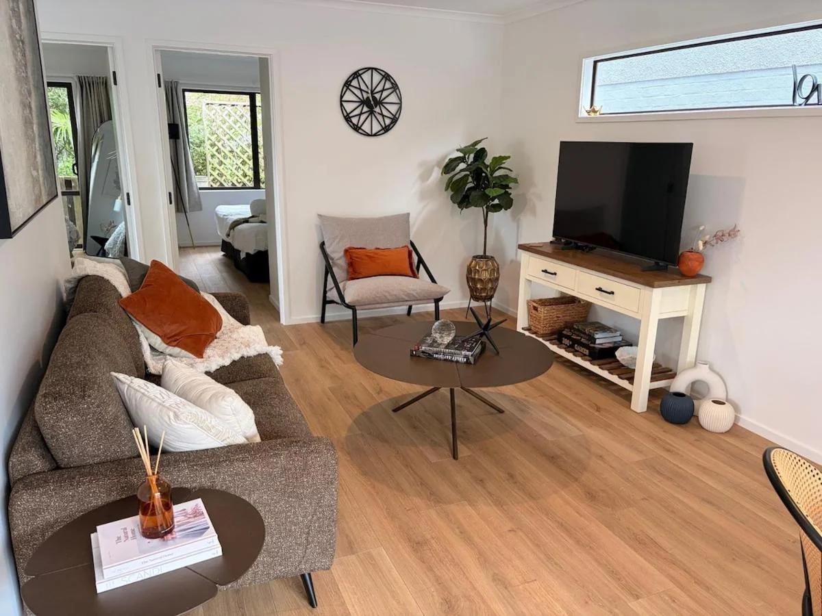 Newly Renovated - Private 2 bedroom retreat