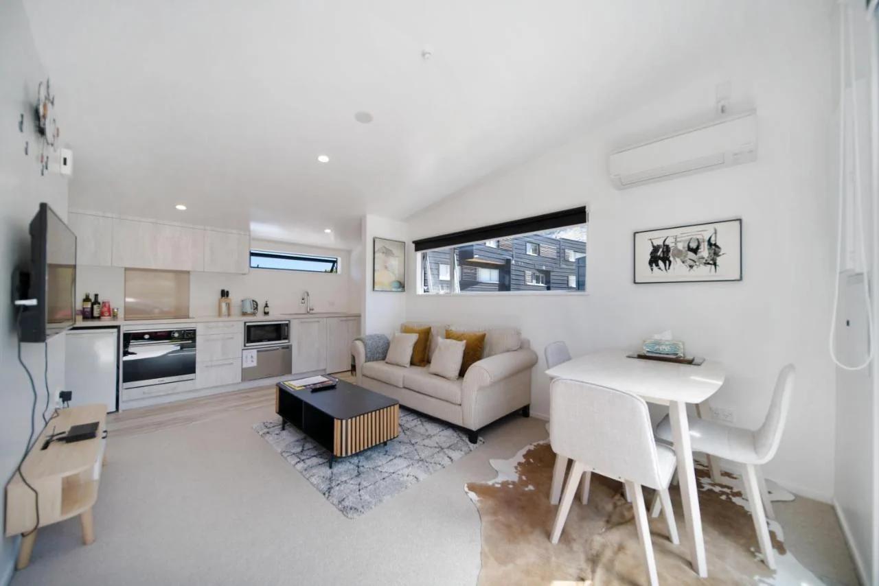 Wynter Apartments photo
