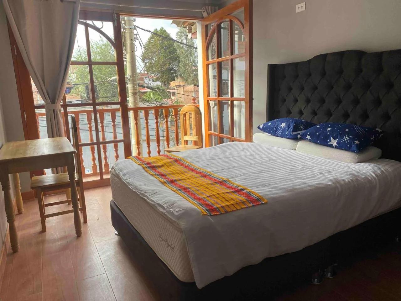 Attic Hotel foto