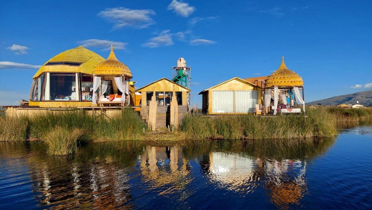 Uros Lodge Perú foto