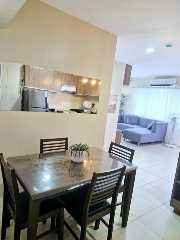Avida Towers 2 Bedroom by PHI Rentals photo