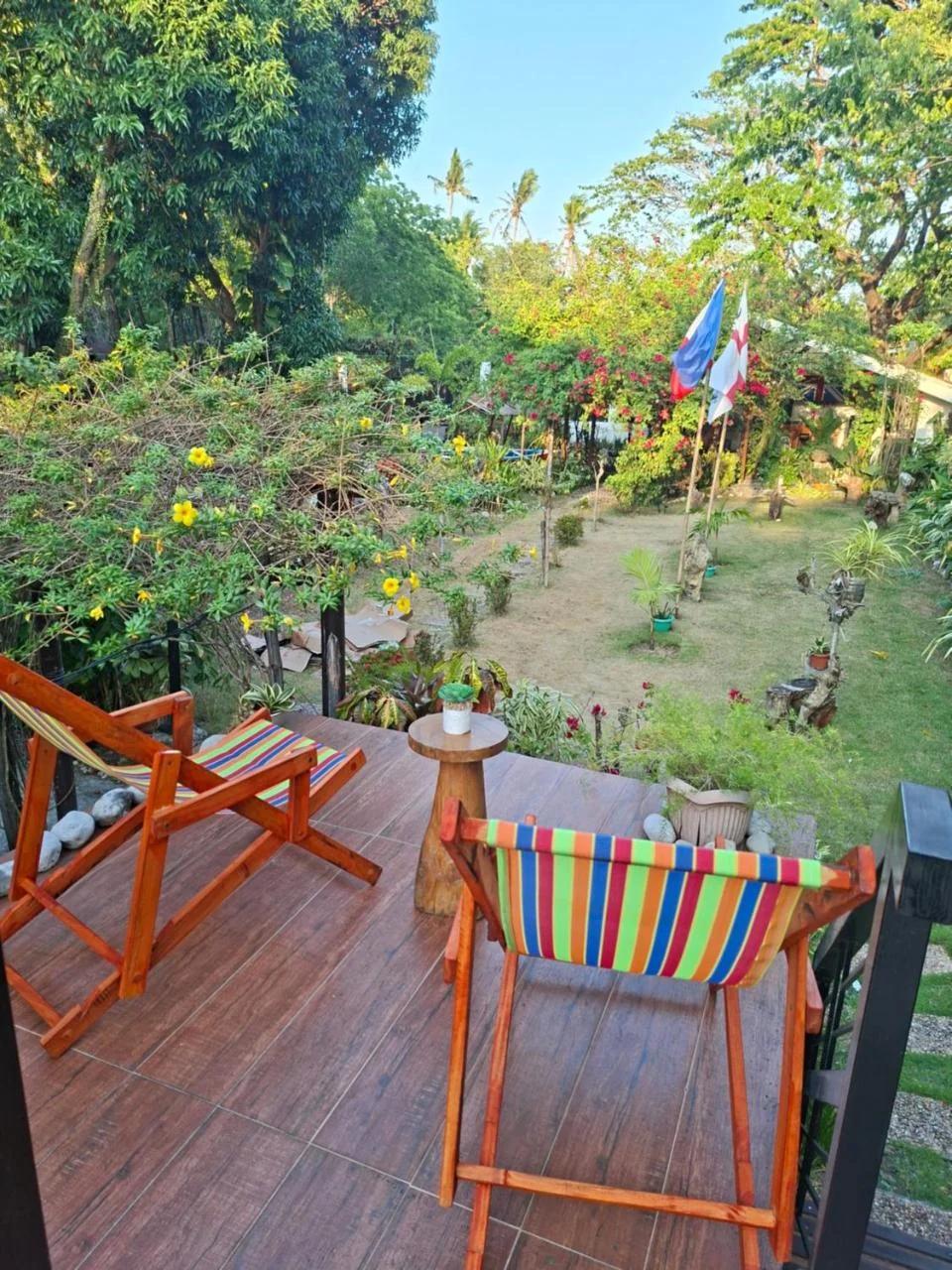 The English Filipina Secret Garden Resort photo