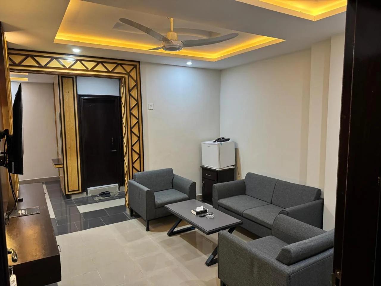 Crystal Crown Hotel