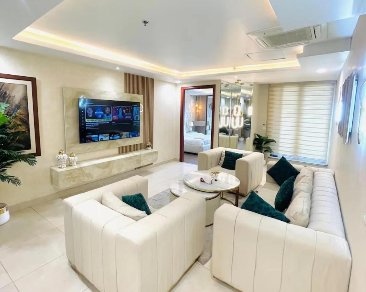 Elegant Suite In The Heart Of Hadaya photo