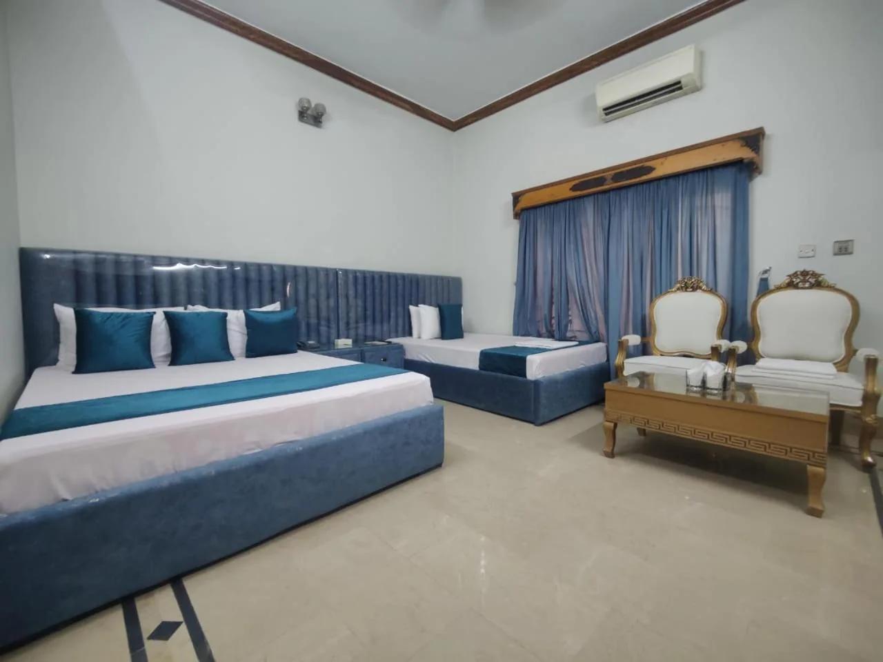 Hotel Pakone photo