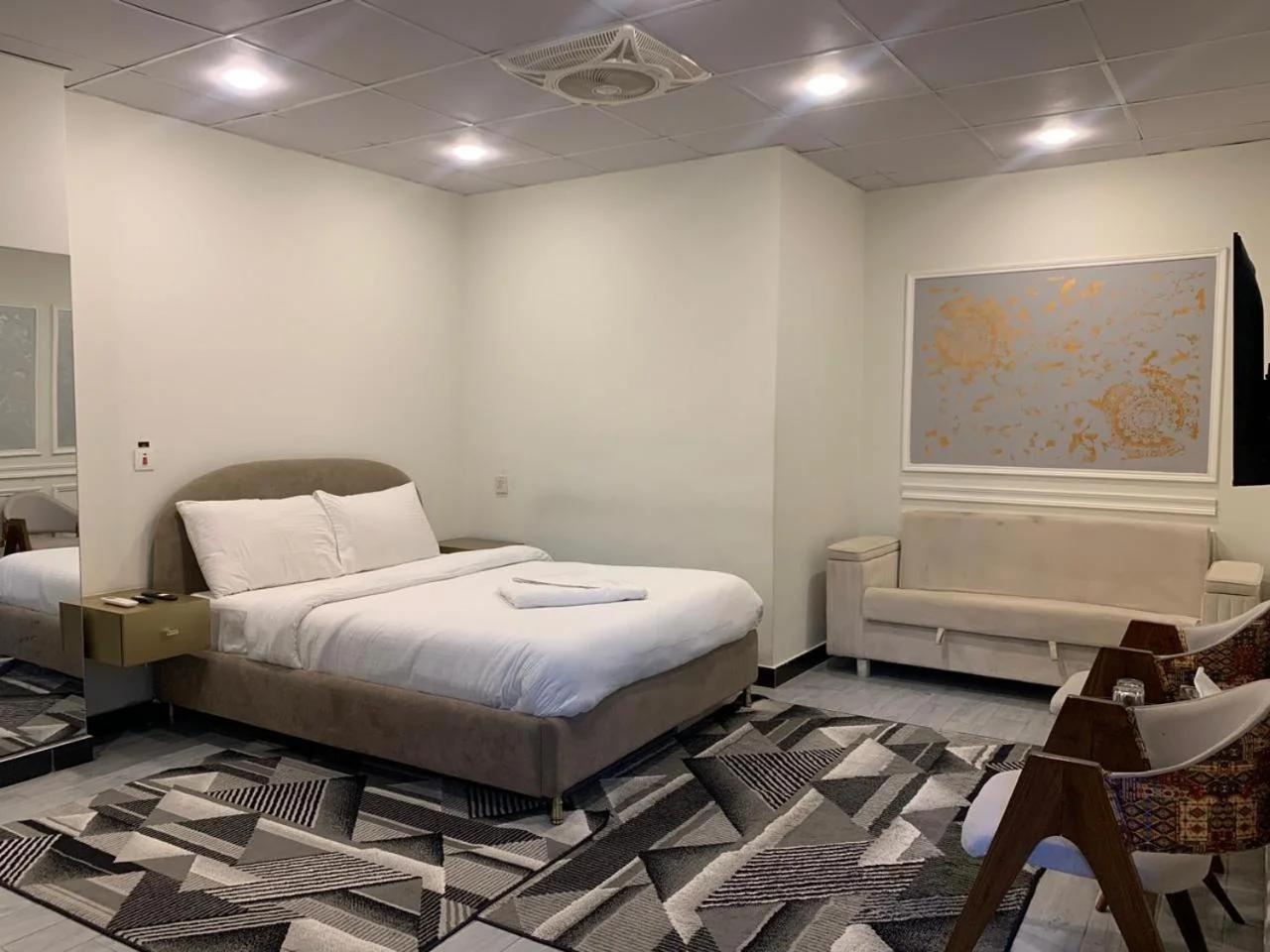 Luxvill Hotel G9 Islamabad photo