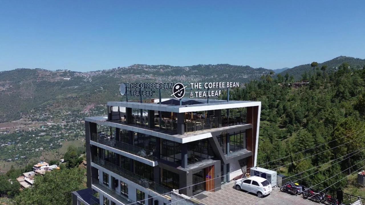Sky square murree photo