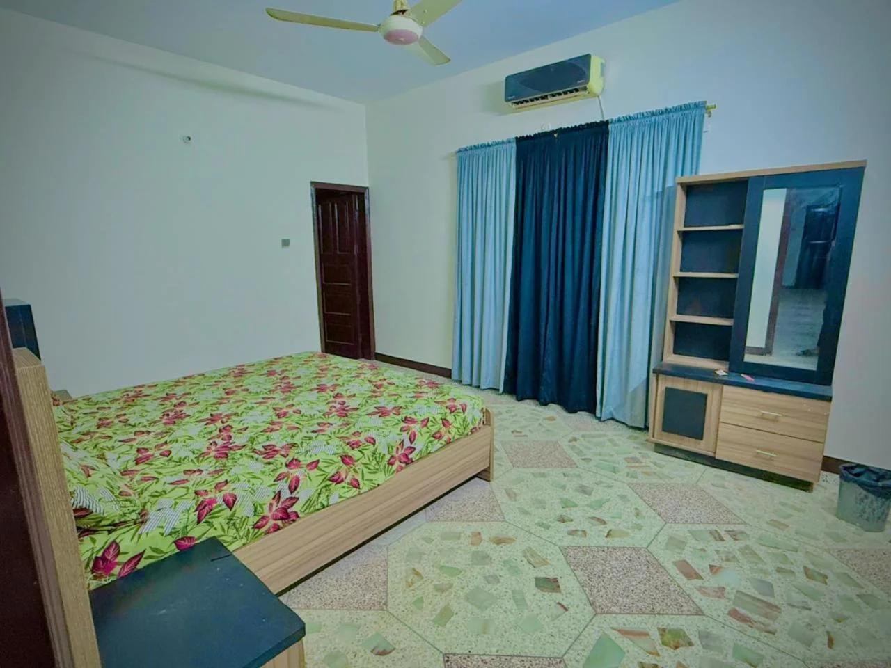 Solvex guest house karachi