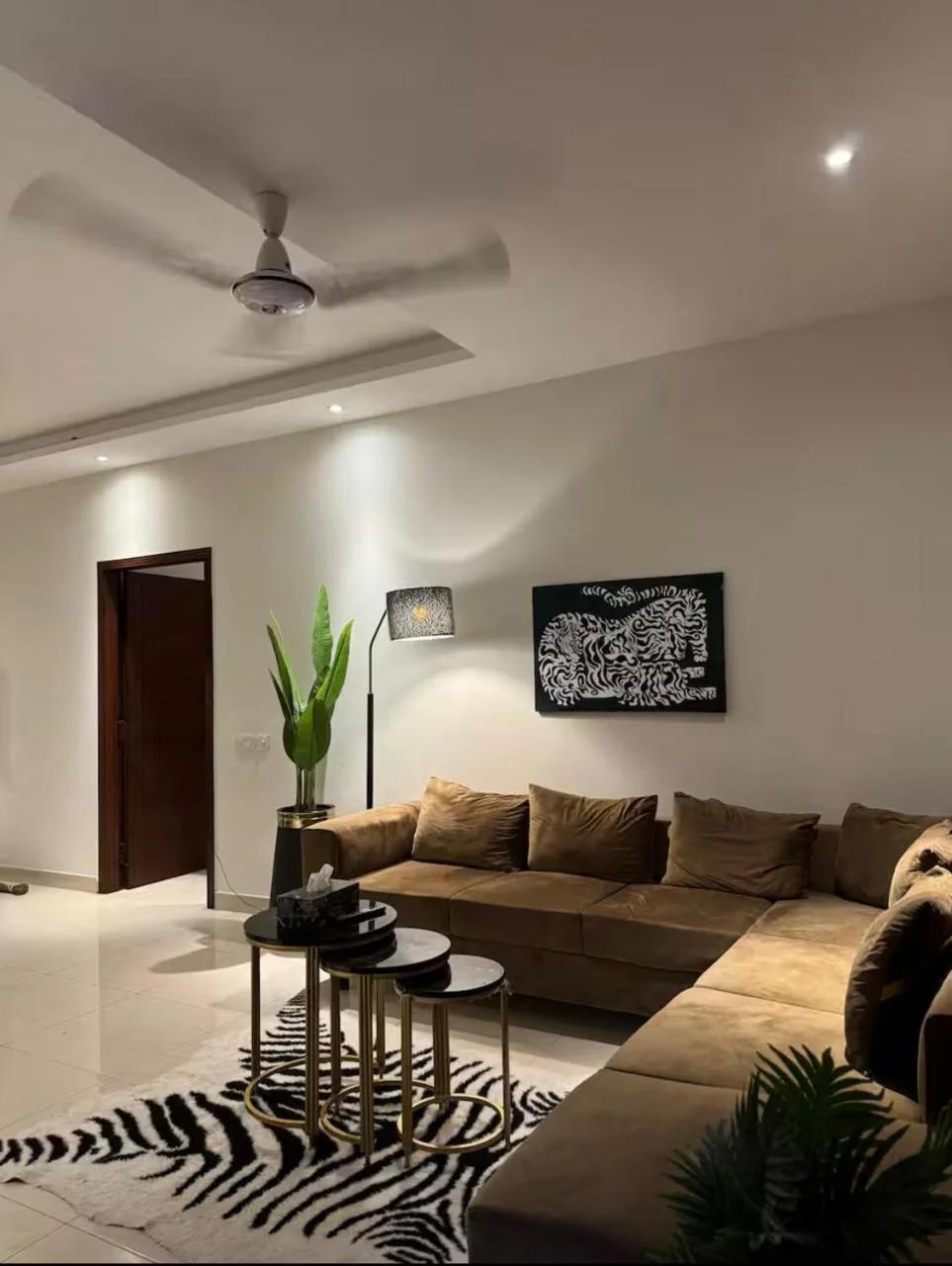 THE BLACK ROCK 2BR APARTMENTS IN E-11 Islamabad photo