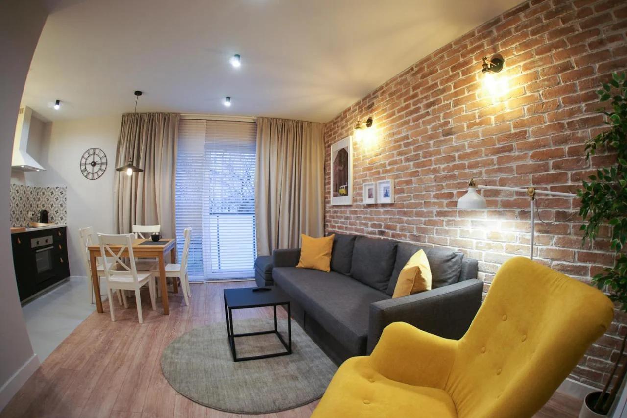 Barson Apartments photo