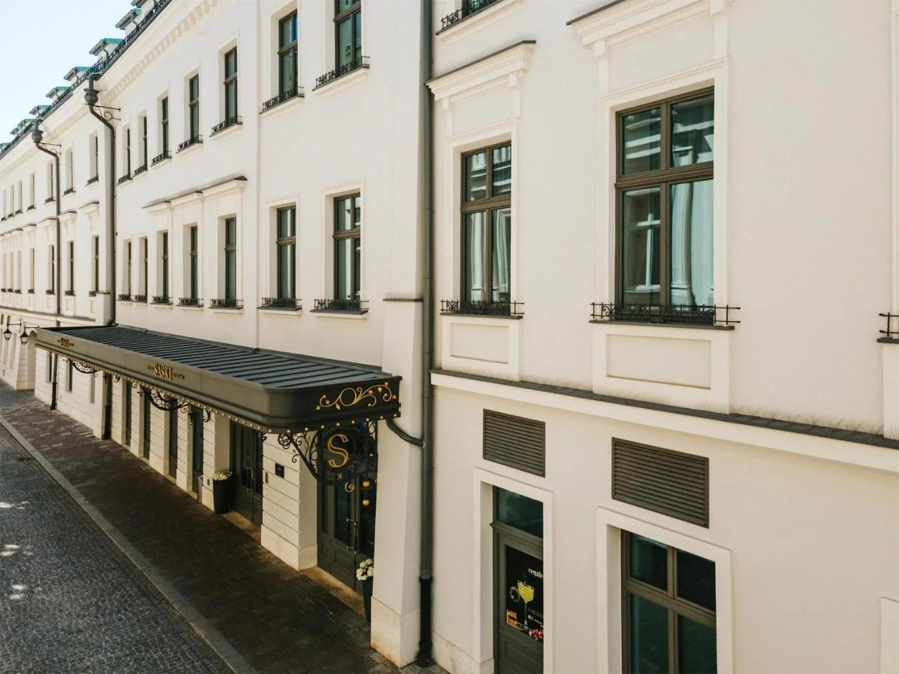 Hotel Saski Krakow Curio Collection by Hilton photo