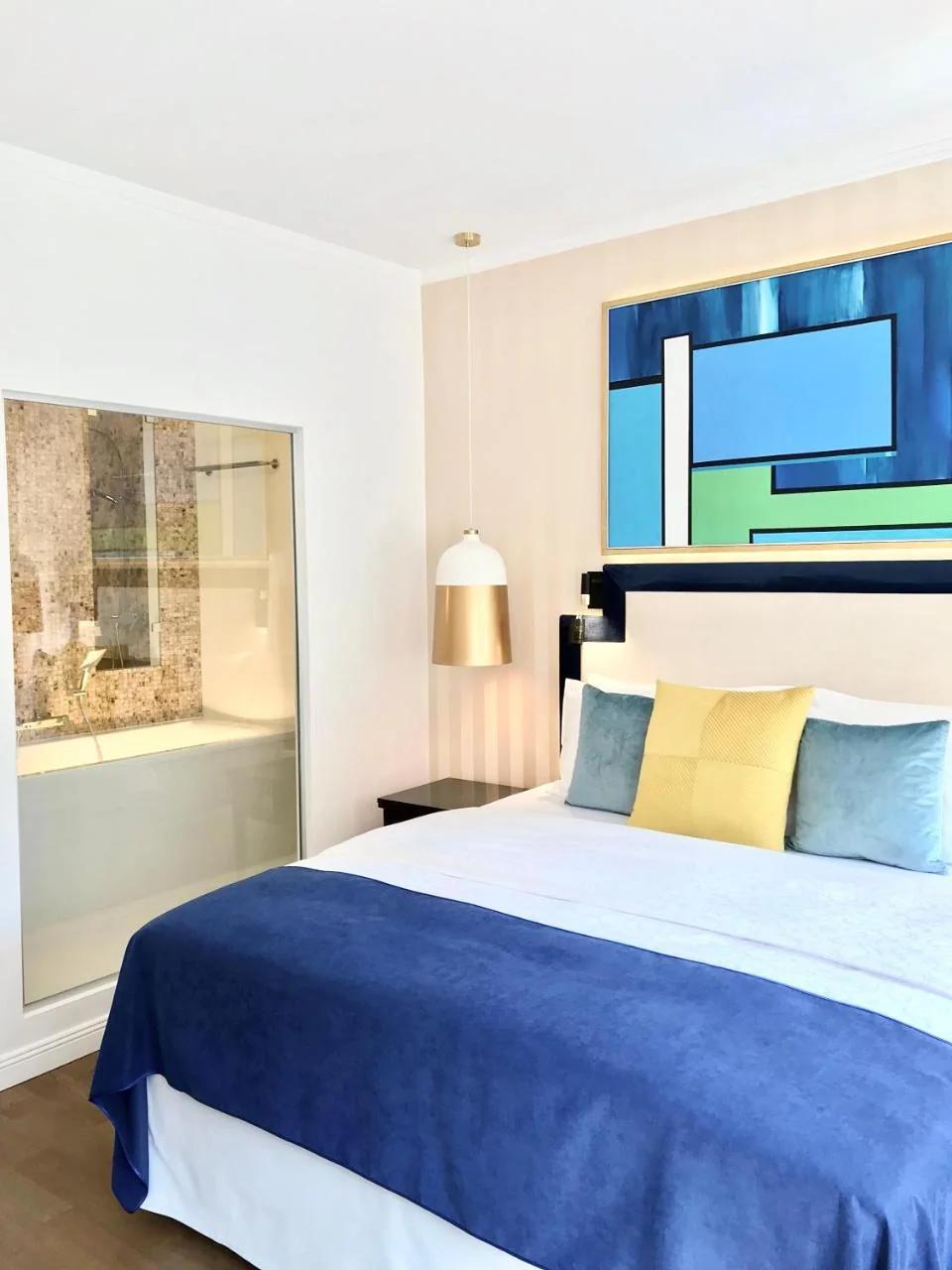 Luxury Apartments MONDRIAN Market Square III photo