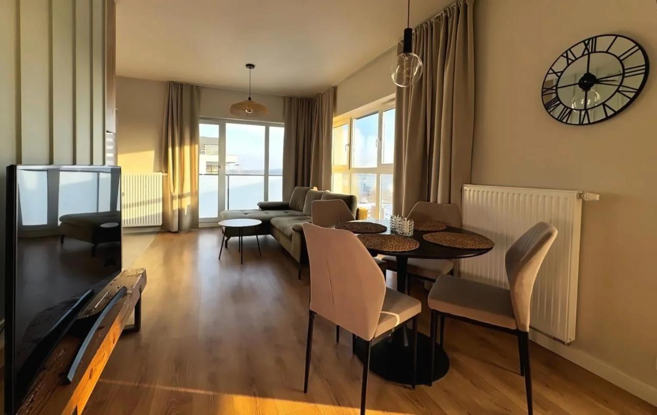 Modern Sunny Apartment Close to City Cente photo
