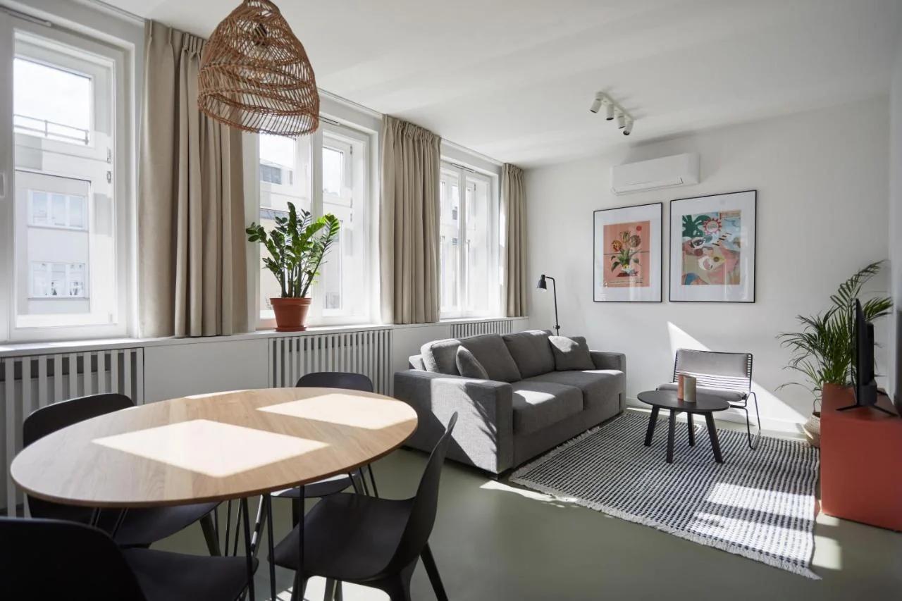 PLANTONIA Aparthotel photo