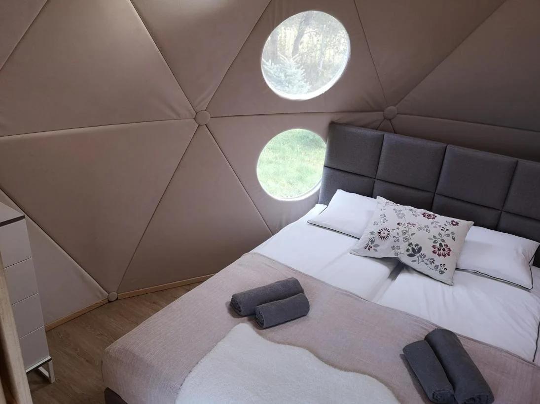 Wiosna Glamp foto