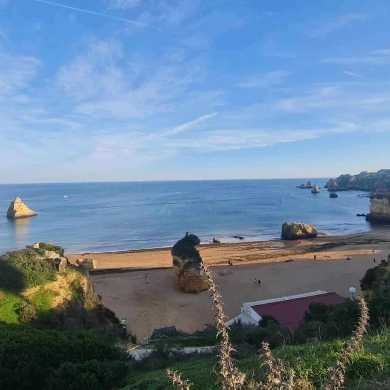 A Casa e a Praia da Ana photo