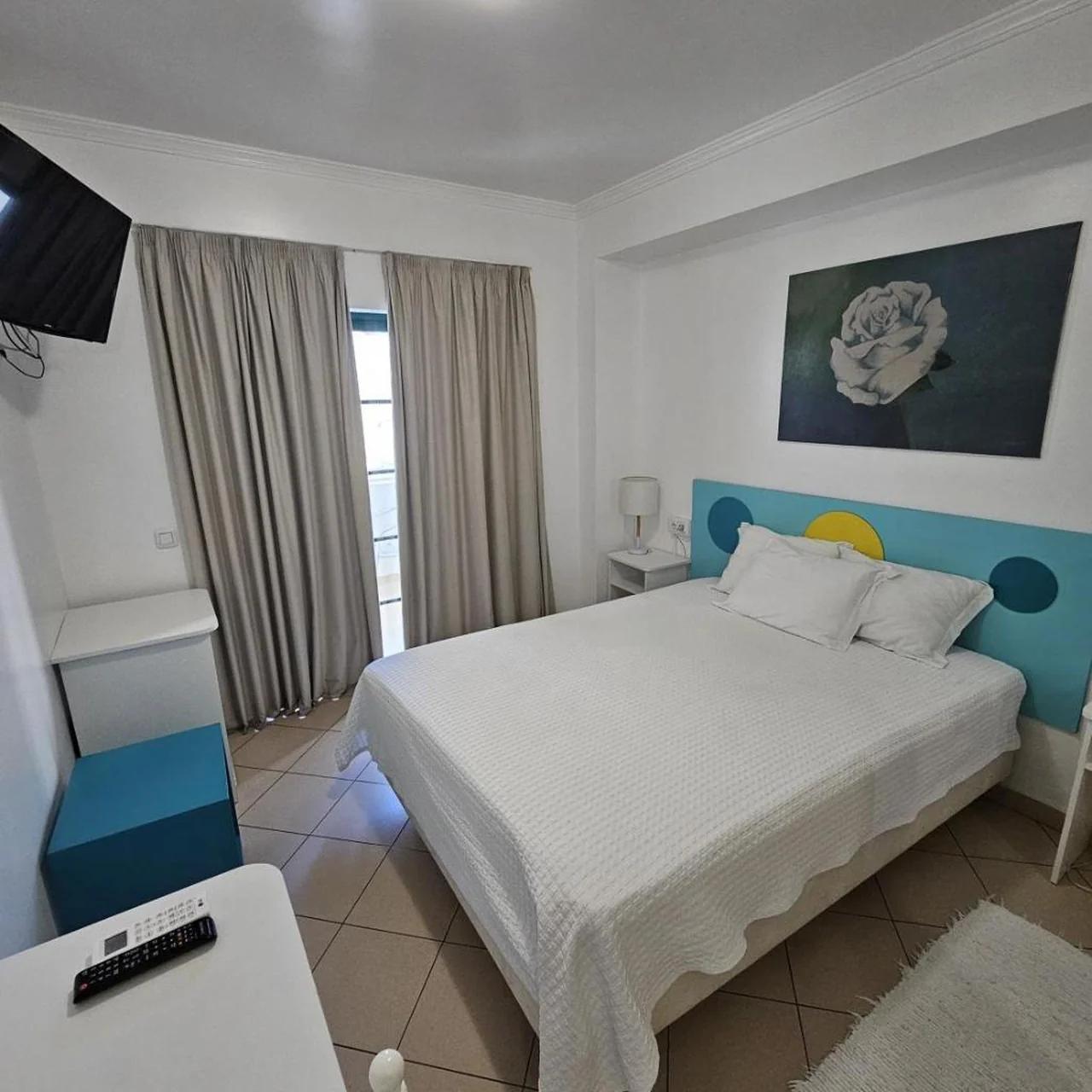 Hotel Adelaide photo