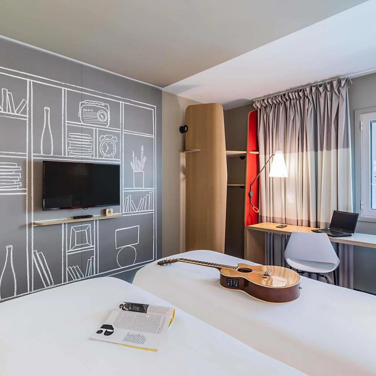 Hotel ibis Lisboa Liberdade photo