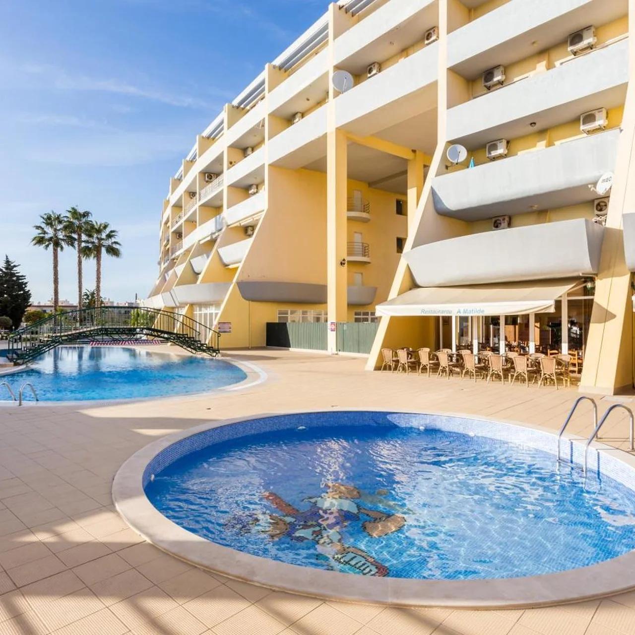 IM On Meia Praia Terrasse photo