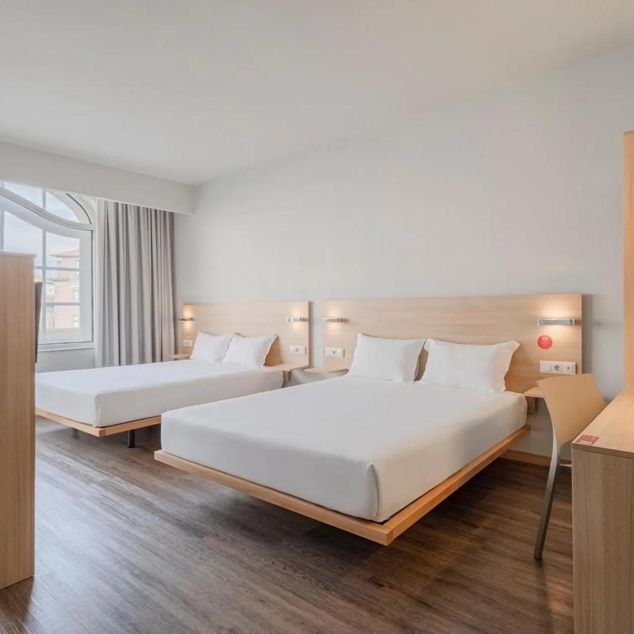 Moov Hotel Porto Centro photo