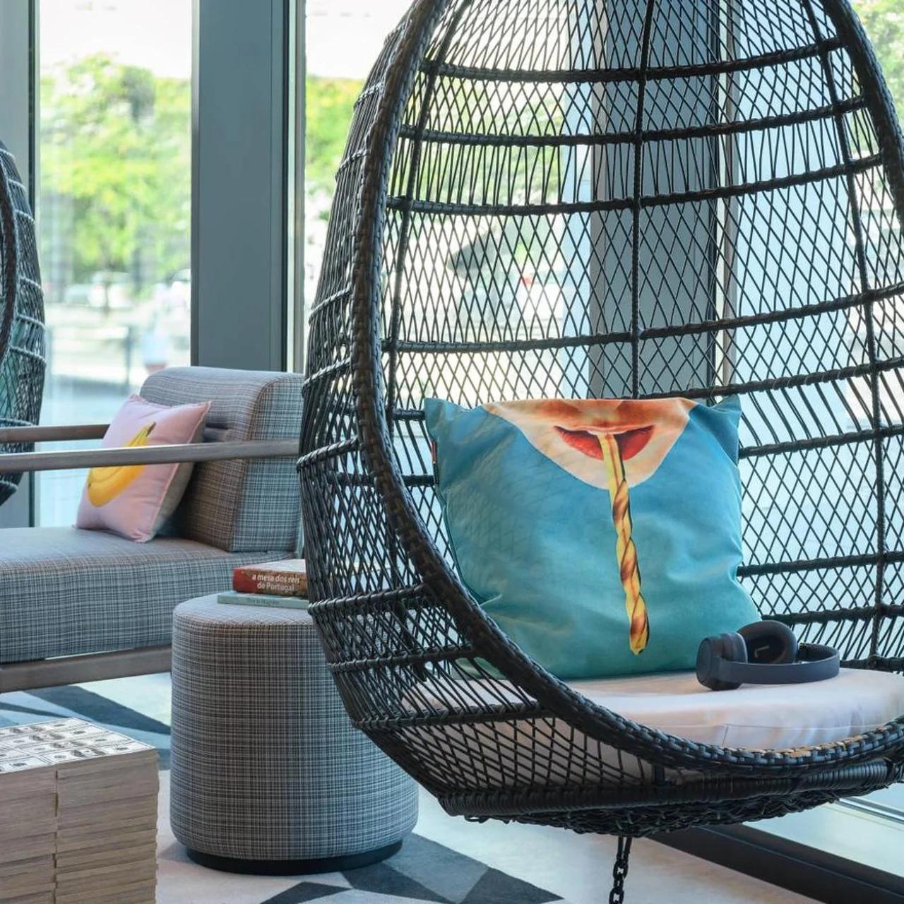 Moxy Lisboa Oriente photo