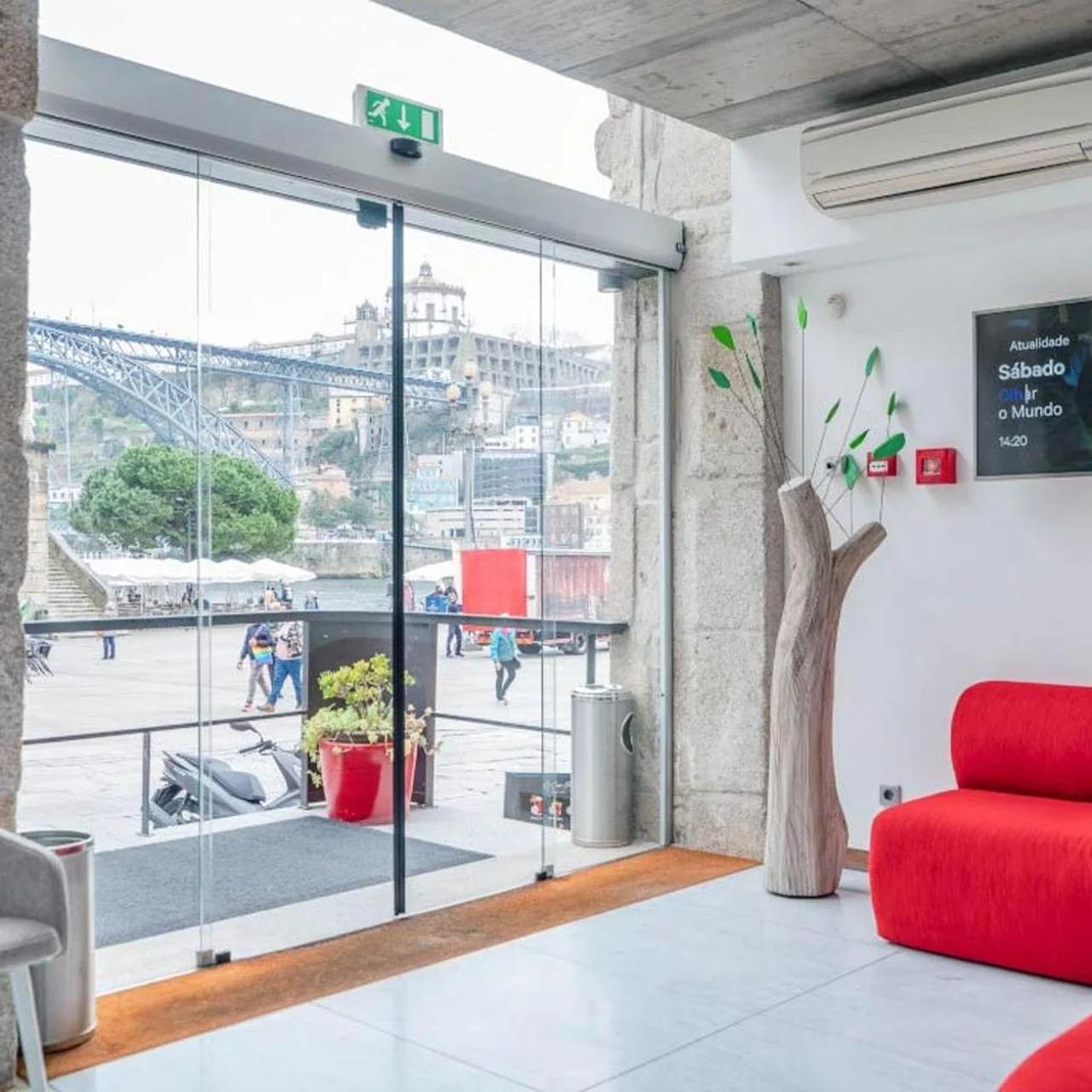 Oca Ribeira do Porto Hotel