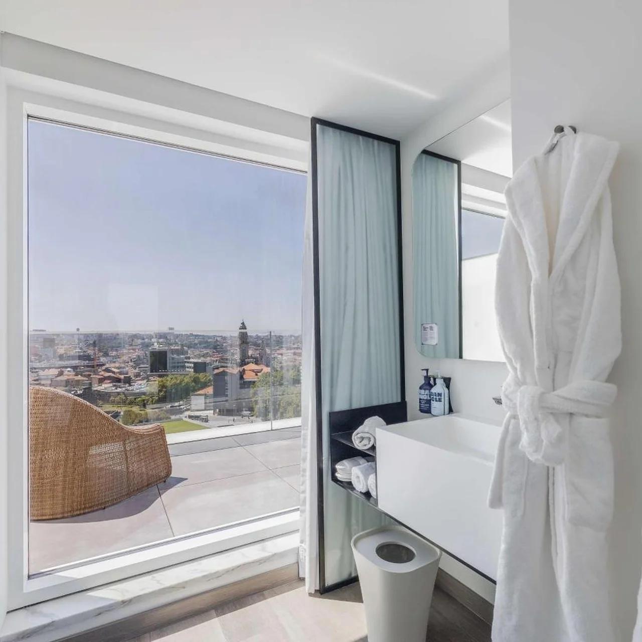 YOTEL Porto photo