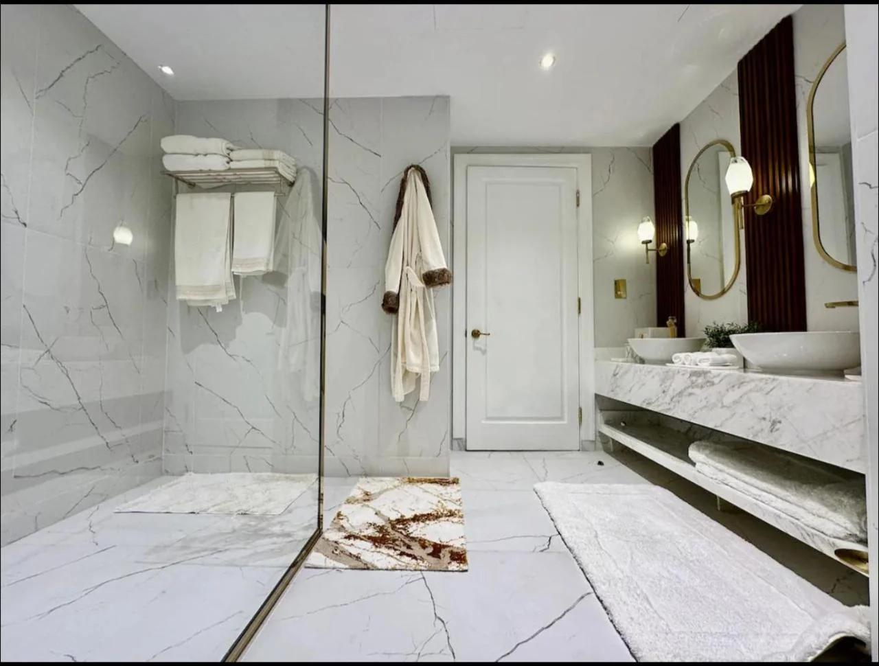 Joy Luxury Apartment photo