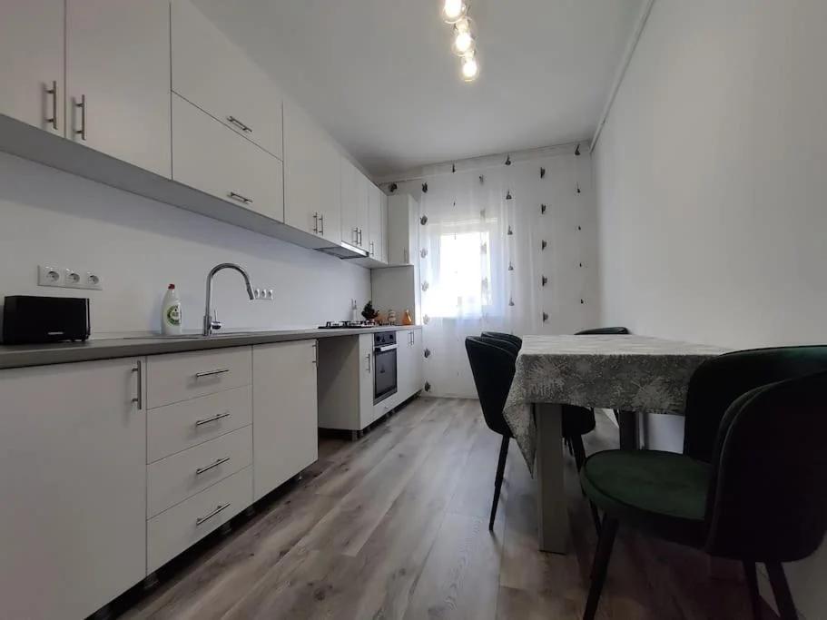 FLH - AntHome photo