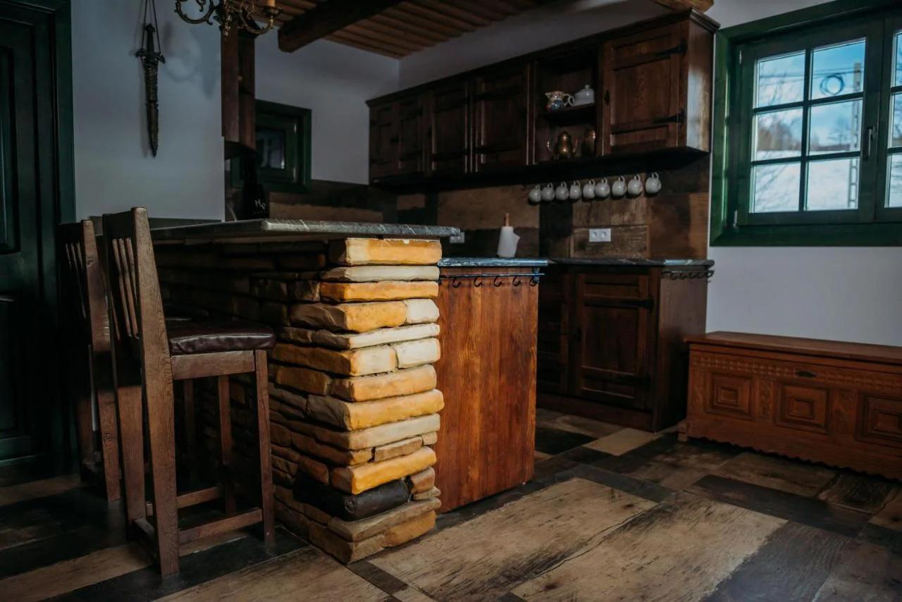 Huta Village photo