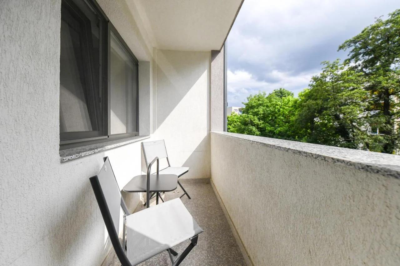 Modern Apartment in a Quiet Area foto
