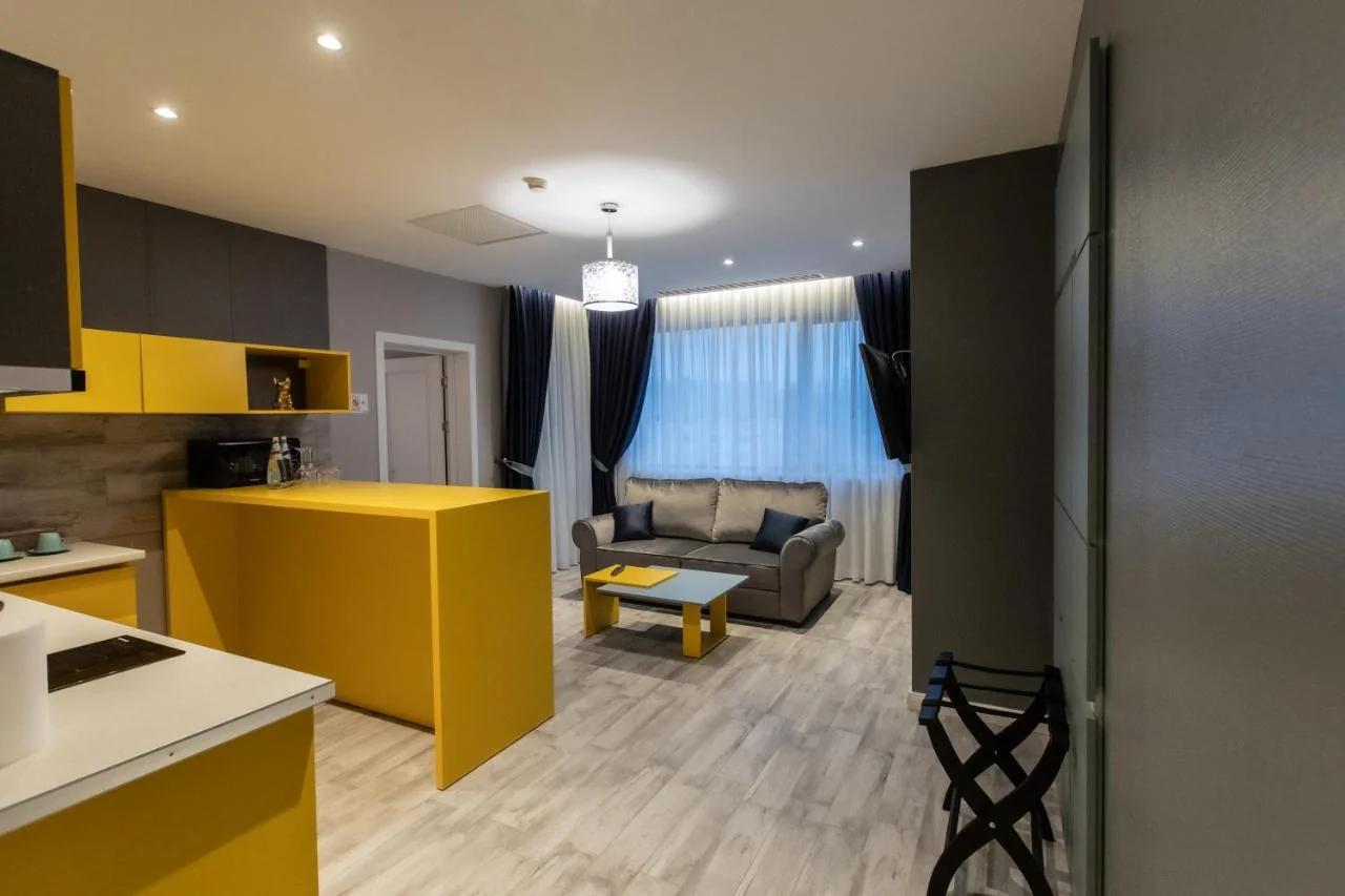 Omnia Apartments photo