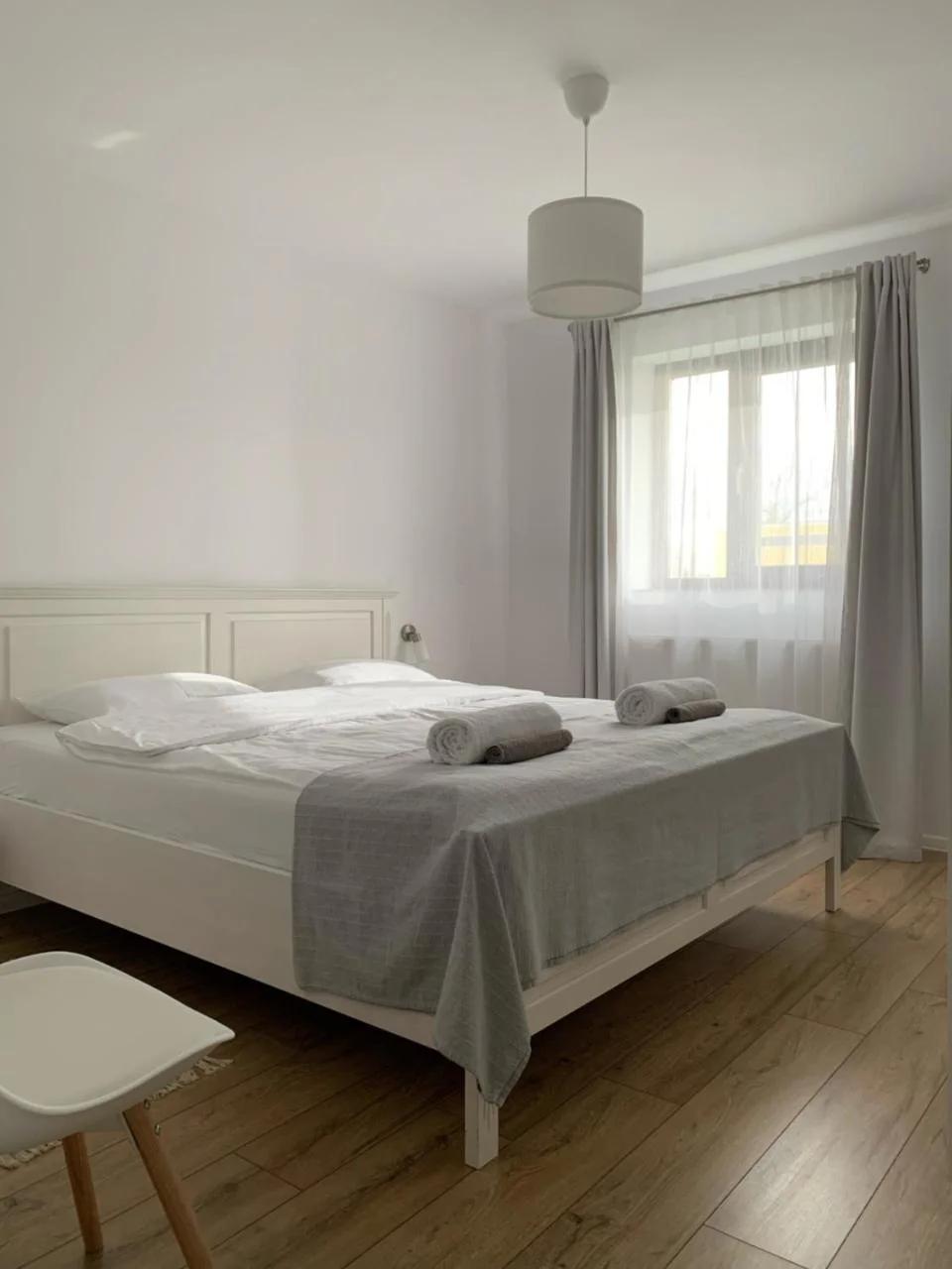ROST room photo